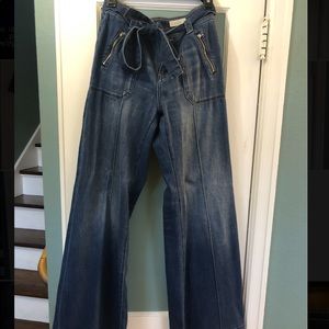 Dark washed Wide Leg Jeans with Belt